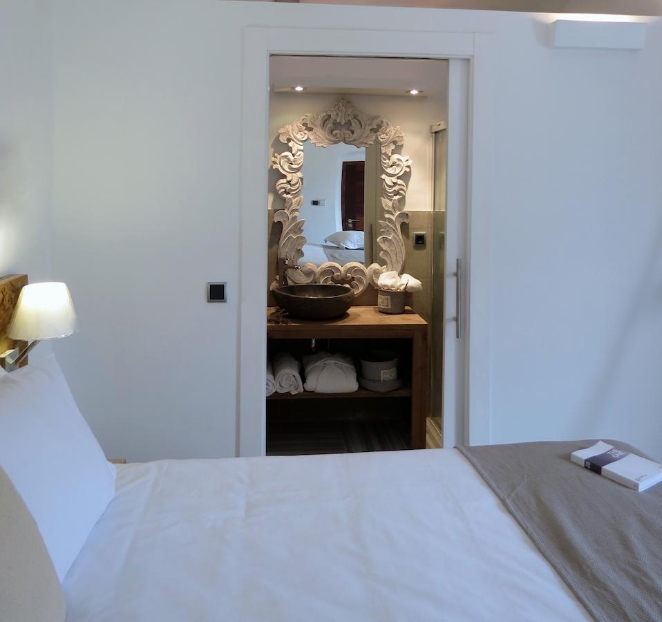 Mas Carreras 1846 Villa Bordils Room photo